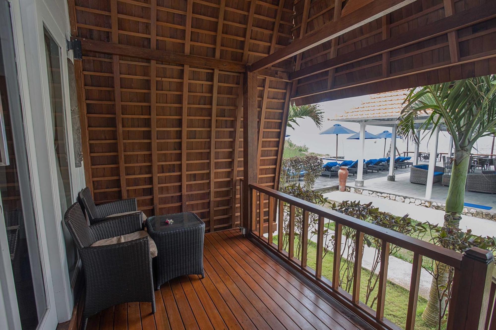 Water Blow Huts Nusa Lembongan Zewnętrze zdjęcie