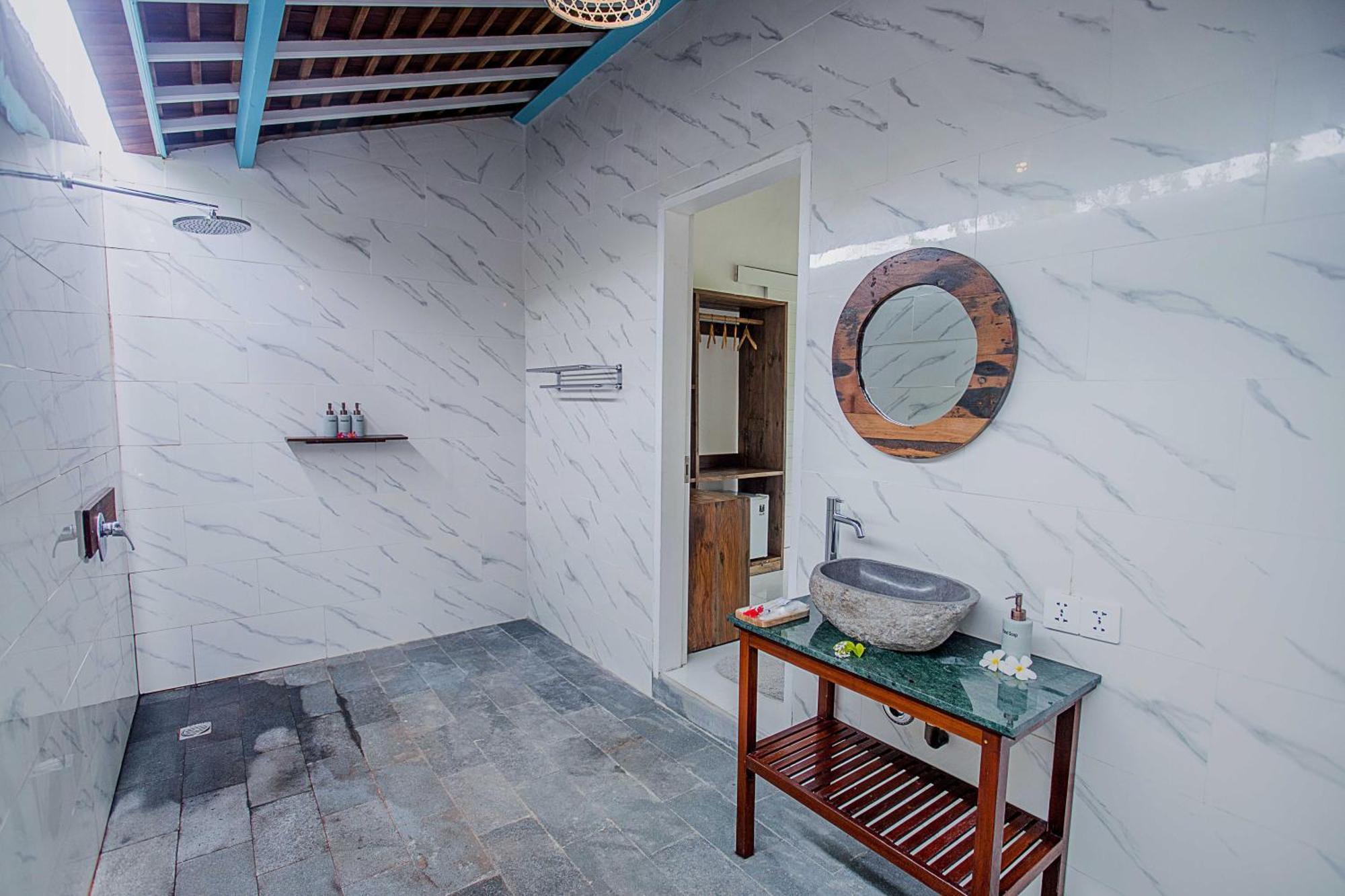 Water Blow Huts Nusa Lembongan Zewnętrze zdjęcie