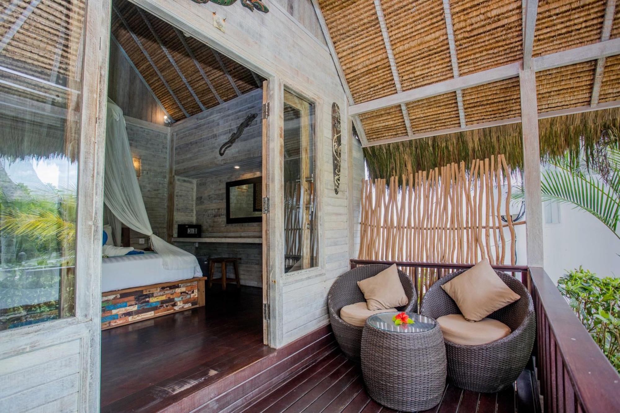 Water Blow Huts Nusa Lembongan Zewnętrze zdjęcie