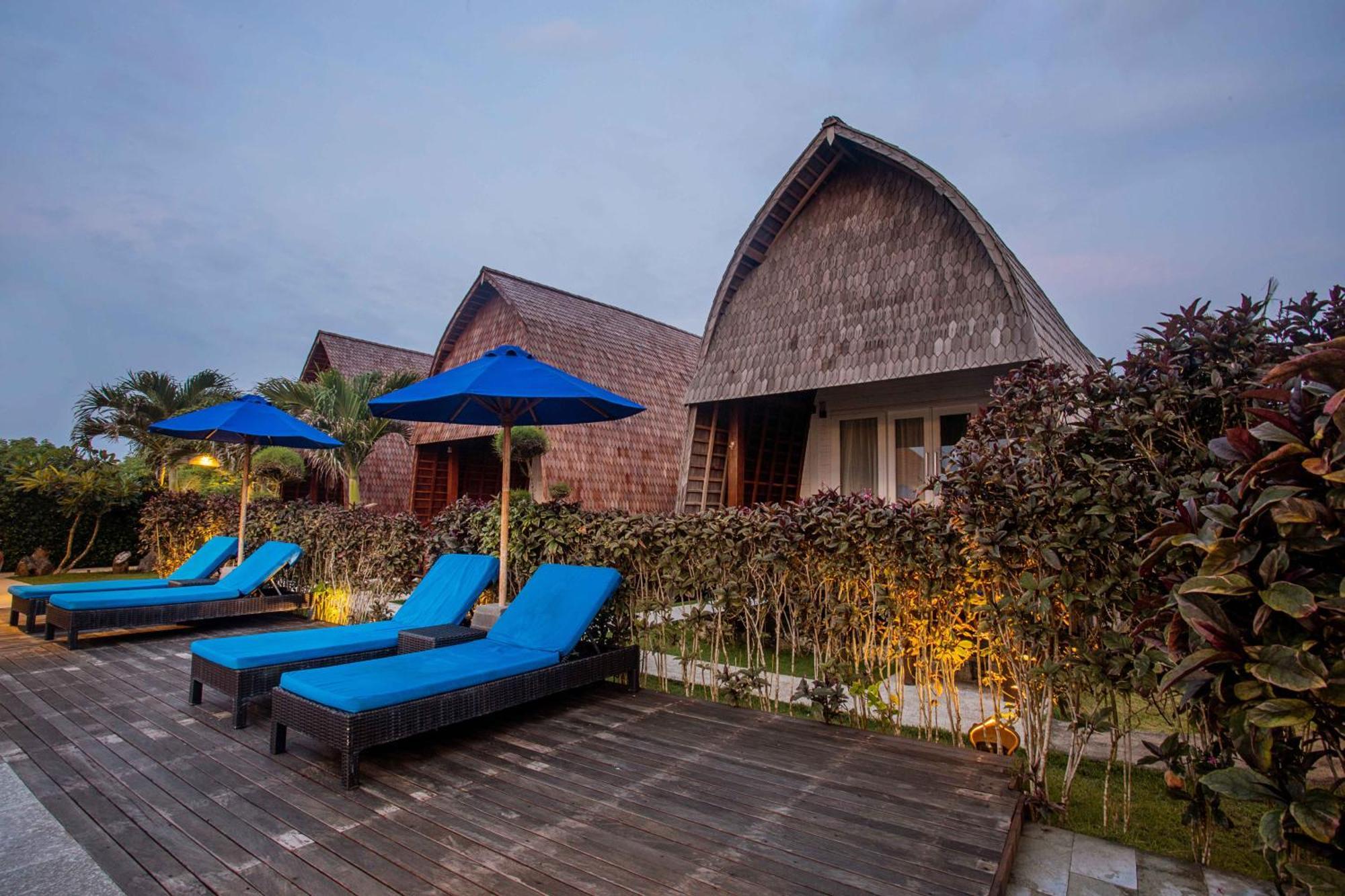 Water Blow Huts Nusa Lembongan Zewnętrze zdjęcie