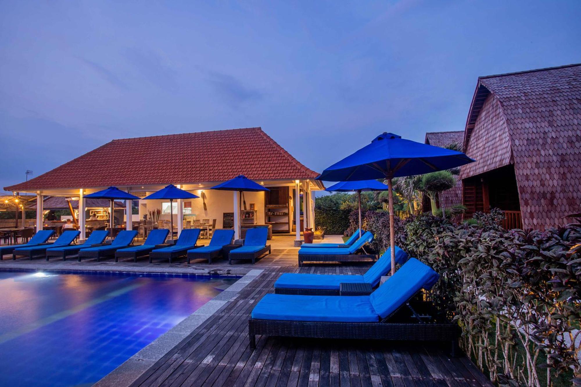 Water Blow Huts Nusa Lembongan Zewnętrze zdjęcie
